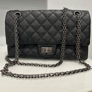 Chanel Reissue Caviar 2.55 double flap bag 225